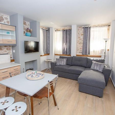 Οniro Comfort Living يانينة المظهر الخارجي الصورة