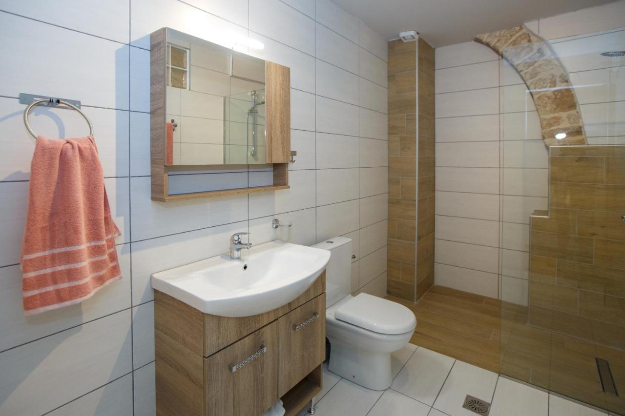 Οniro Comfort Living يانينة المظهر الخارجي الصورة