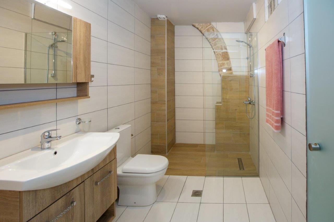 Οniro Comfort Living يانينة المظهر الخارجي الصورة