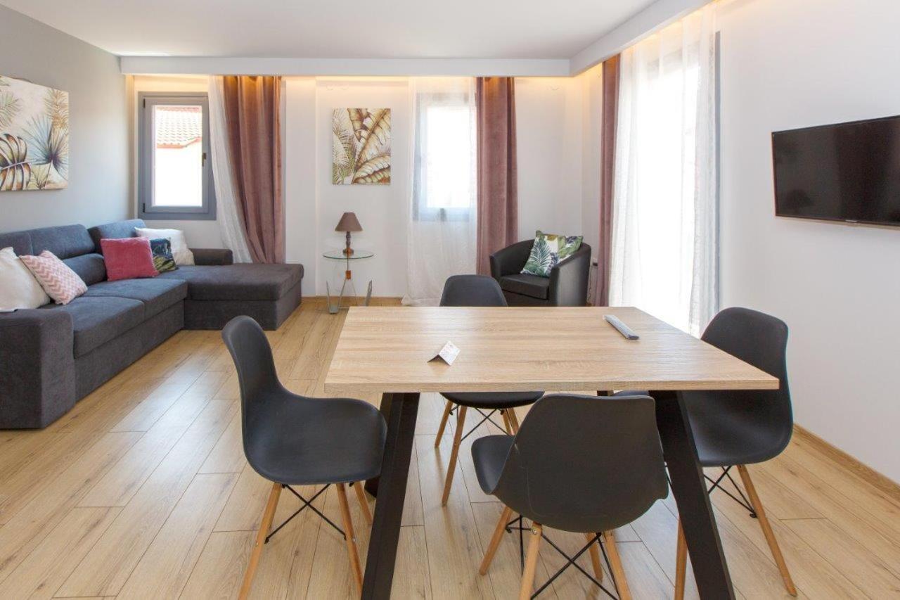 Οniro Comfort Living يانينة المظهر الخارجي الصورة