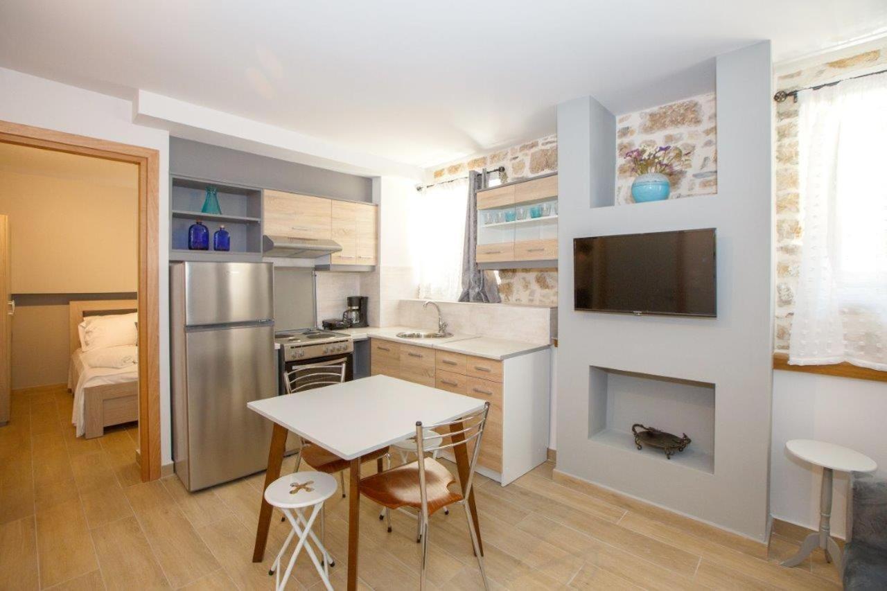 Οniro Comfort Living يانينة المظهر الخارجي الصورة