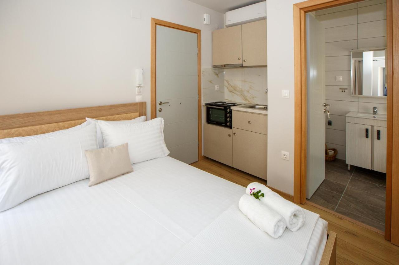 Οniro Comfort Living يانينة المظهر الخارجي الصورة
