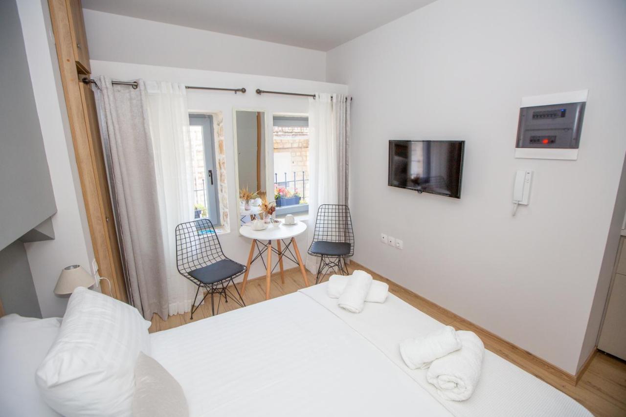 Οniro Comfort Living يانينة المظهر الخارجي الصورة